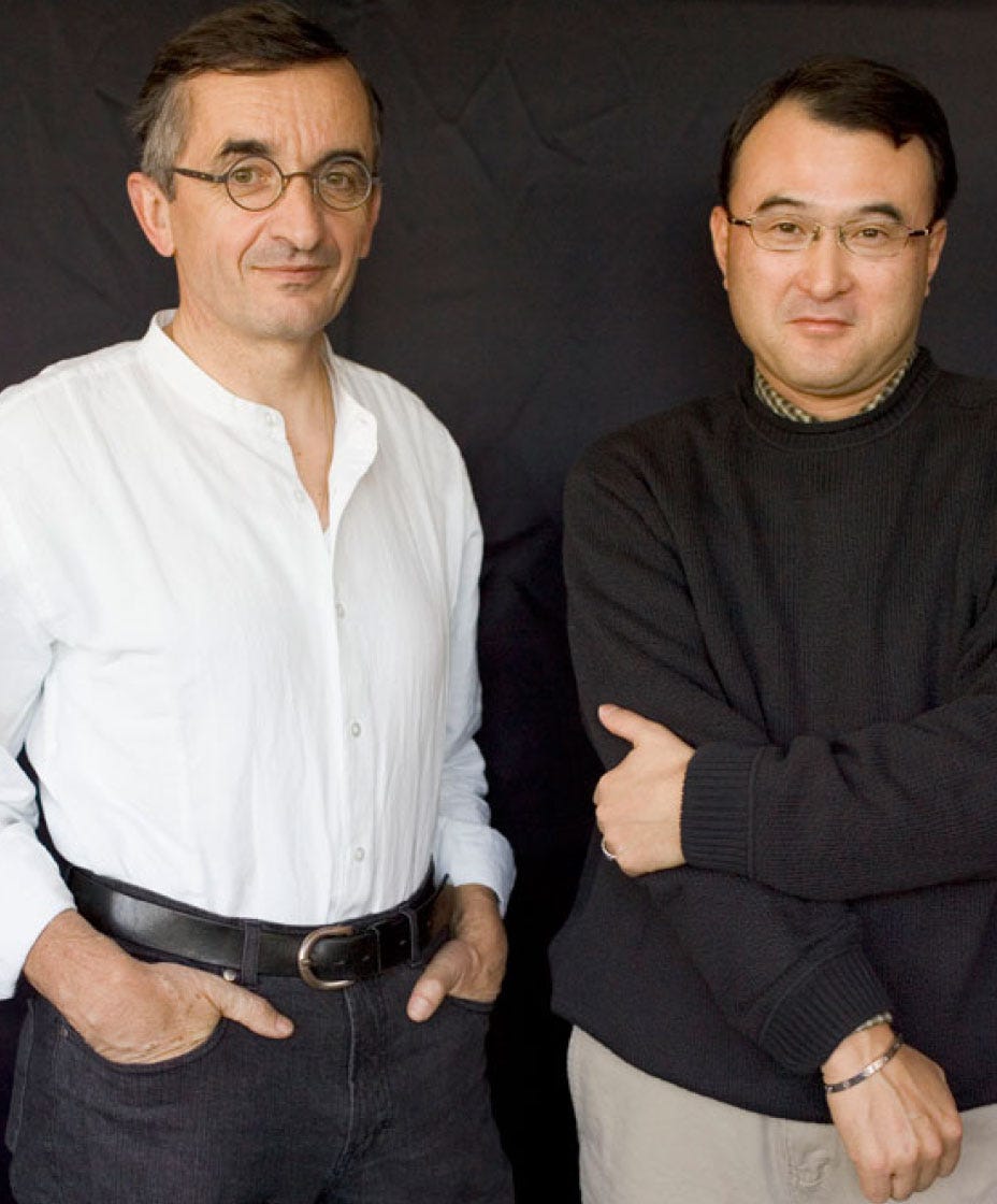 Michel Bras and Koji Endo, President of KAI Group stand next to each other.